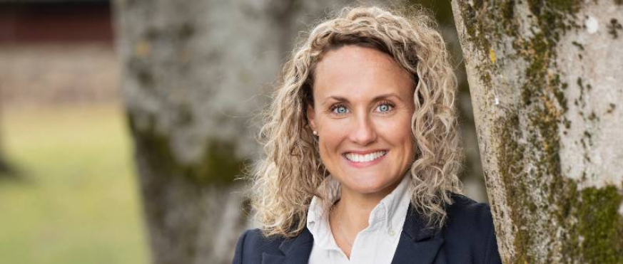 om-oss-carolina-mot-trad